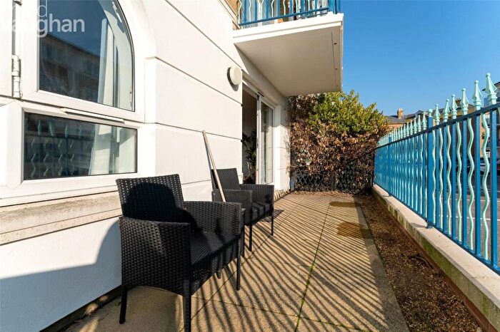1 Bedroom Flat To Rent In Merton Court, The Strand, Brighton, BN2