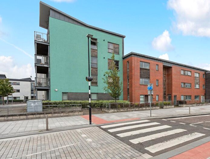 2 Bedroom Apartment For Sale In Drip Road, Stirling, FK8