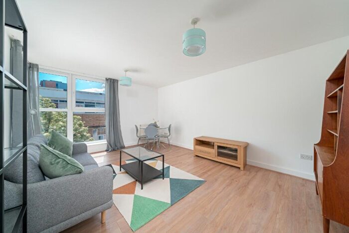 1 Bedroom Apartment To Rent In Seward Street, London, EC1V