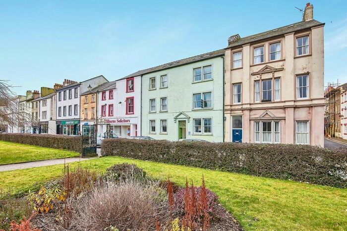 2 Bedroom Flat To Rent In College Street, Whitehaven, Cumbria, CA28