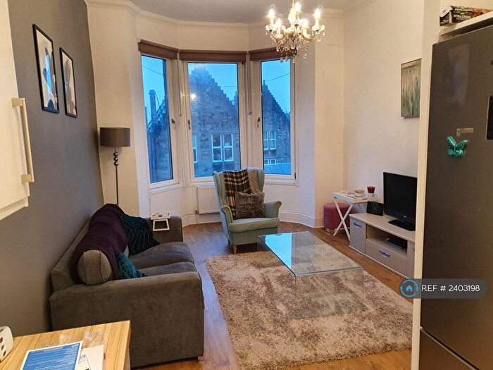 2 Bedroom Flat To Rent In Clifford Street, Glasgow, G51