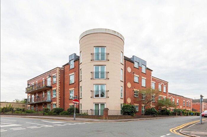 2 Bedroom Flat To Rent In South Street, Reading, Berkshire, RG1