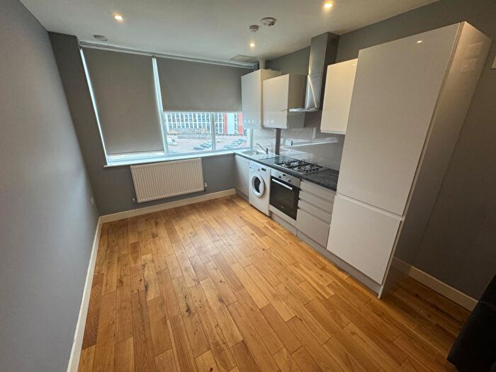 1 Bedroom Flat To Rent In Kimberley House, Vaughan Way, LE1