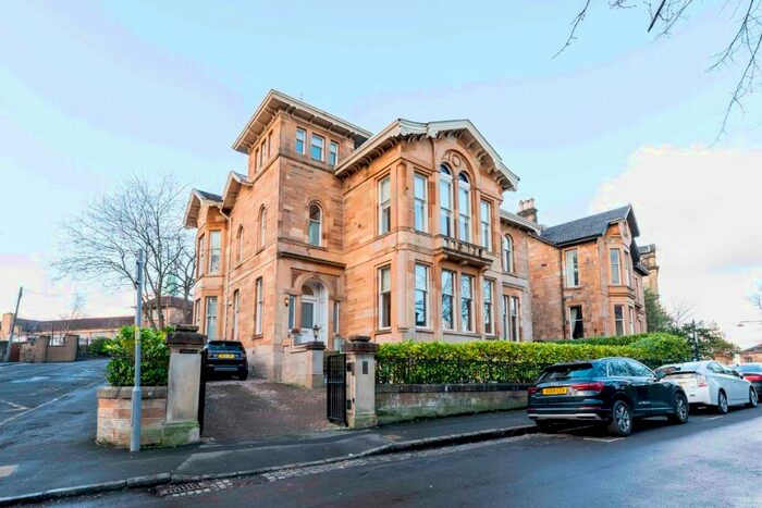 3 Bedroom Flat To Rent In Dundonald Road, Dowanhill, Glasgow, G12