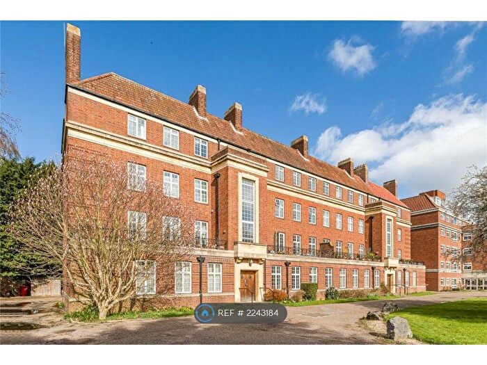 2 Bedroom Flat To Rent In Woodstock Close, Oxford, OX2