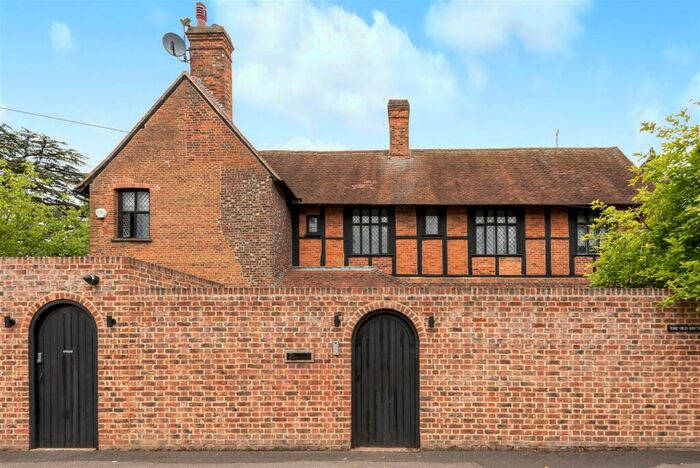 2 Bedroom Maisonette For Sale In The Old Rectory, Windsor End, Beaconsfield, HP9