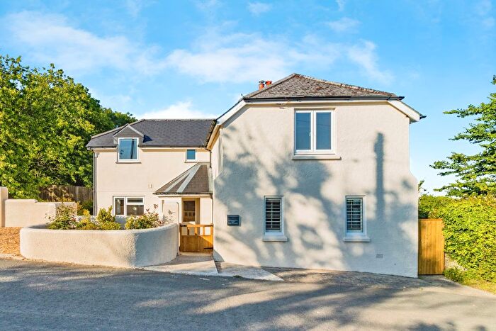 4 Bedroom Property To Rent In Hynetown Road, Dartmouth, TQ6