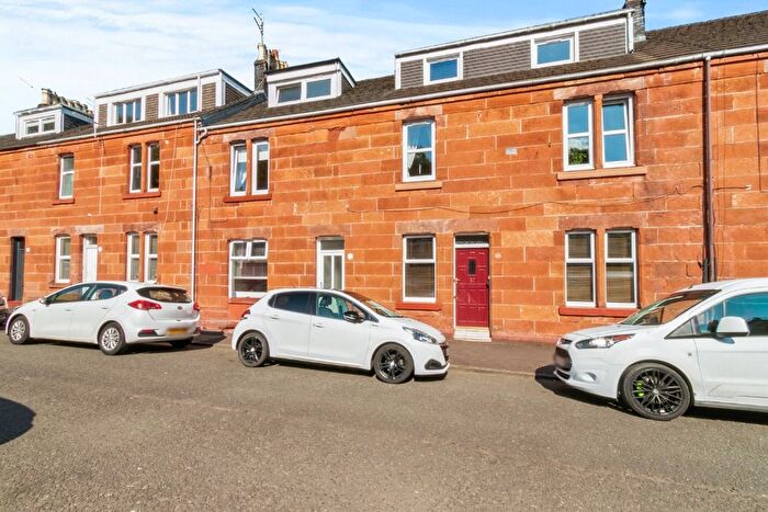 2 Bedroom Flat For Sale In Smollett Street, Alexandria, West Dunbartonshire, G83