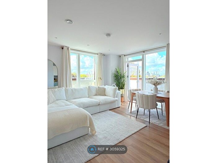 2 Bedroom Flat To Rent In Manor Place, London, SE17