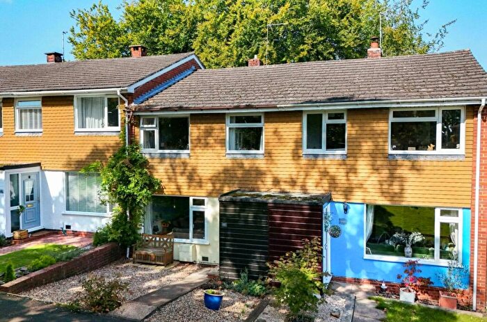 3 Bedroom Terraced House For Sale In Clatford Manor, Upper Clatford, Andover, Hampshire, SP11