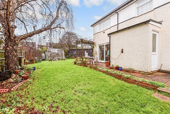 4 Bedroom Semi-detached House For Sale In Celtic Road, Deal, Kent, CT14