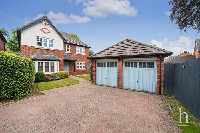 4 Bedroom Detached House For Sale In Taylor Place, Prenton, CH43