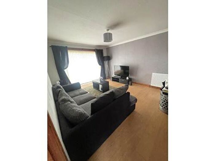 2 Bedroom Semi-Detached House To Rent In Harburn Drive, West Calder, EH55