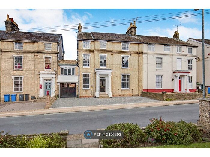 2 Bedroom Flat To Rent In The Lighthouse, Ipswich, IP1