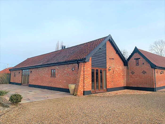 4 Bedroom Barn Conversion To Rent In Mill Road, Alburgh, Harleston, Diss, IP20