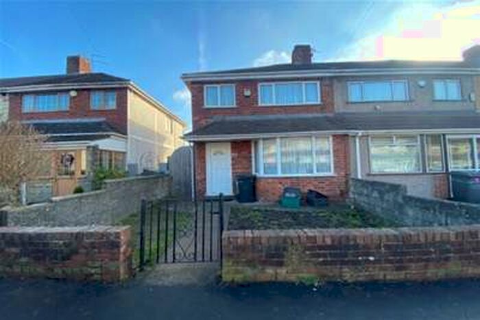 3 Bedroom House To Rent In Leinster Avenue, Knowle, BS4