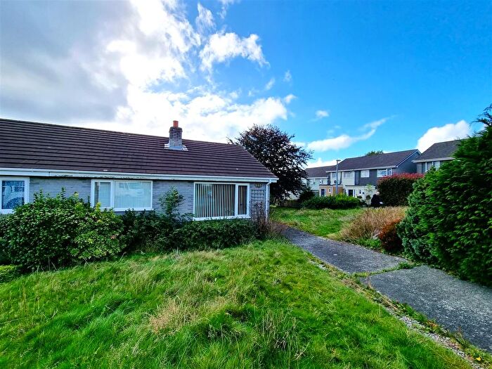 2 Bedroom Semi-Detached Bungalow For Sale In Tor View, Tregadillett, Launceston, PL15