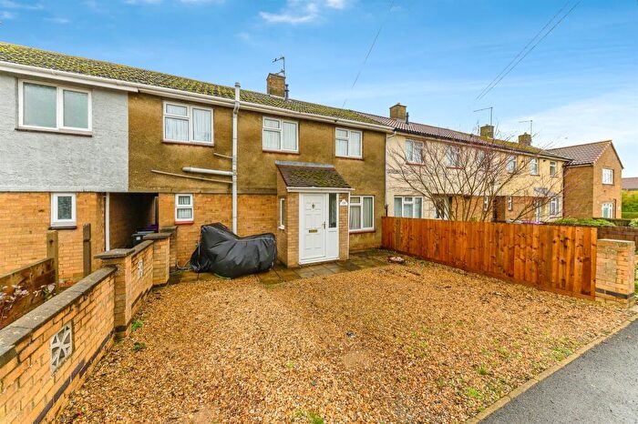 3 Bedroom Terraced House For Sale In Edinburgh Road, Stamford, PE9