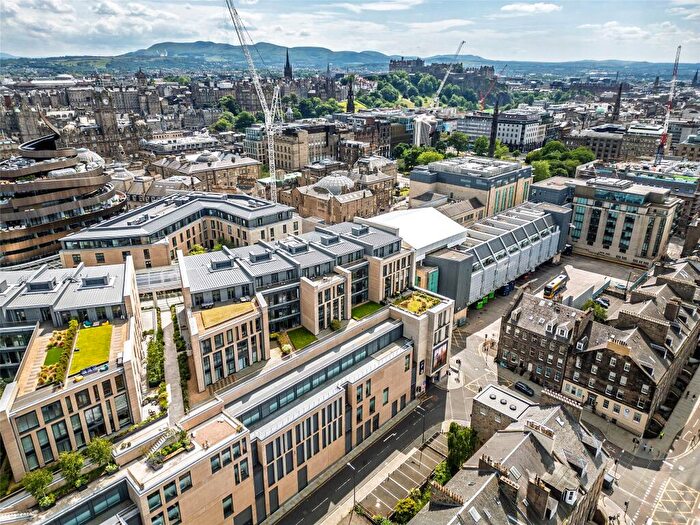 3 Bedroom Apartment For Sale In Elder Street, New Eidyn, Edinburgh, EH1