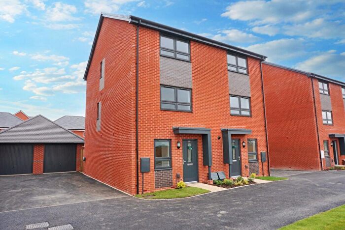 3 Bedroom Semi-Detached House To Rent In White Lias Way, Upper Lighthorne, Leamington Spa, Warwickshire, CV33