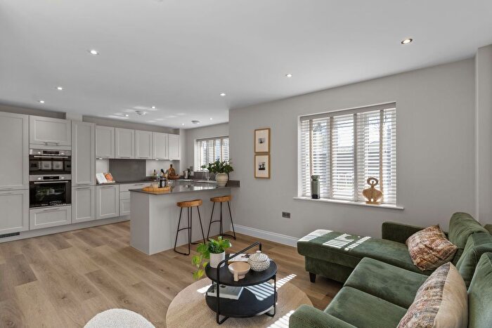 4 Bedroom Detached House For Sale In Chapel Road, Barns Green, RH13