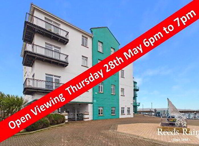 3 Bedroom Apartment / Flats For Sale In Apartment Quayside, Carrickfergus, BT38