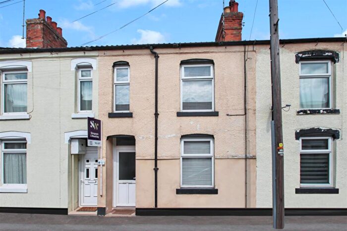 3 Bedroom Terraced House To Rent In Glassbrook Road, Rushden, NN10