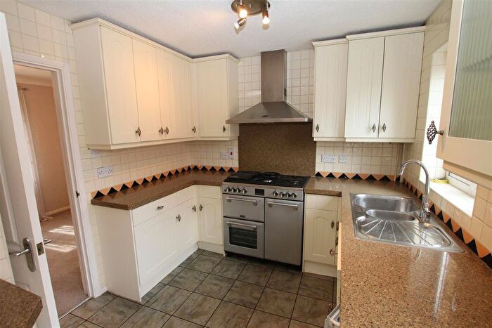 5 Bedroom Detached House For Sale In Kelvedon Green, Kelvedon Hatch, Brentwood, CM15
