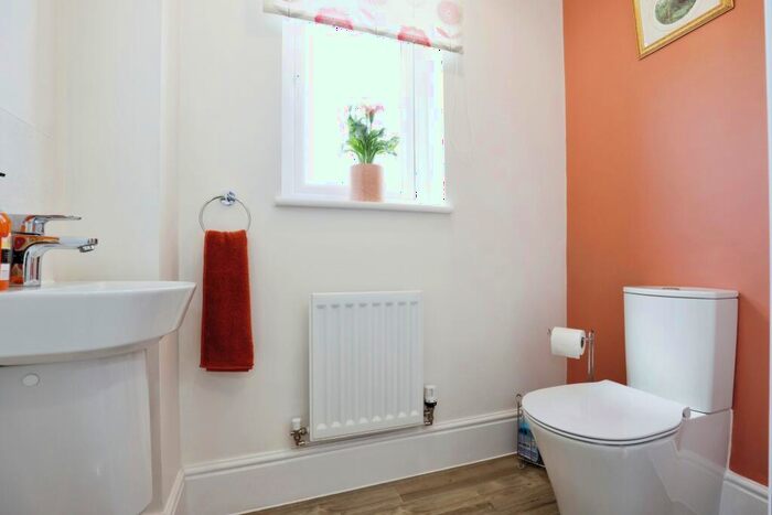 4 Bedroom Detached House For Sale In Great Brook Ground, Rugby, CV23