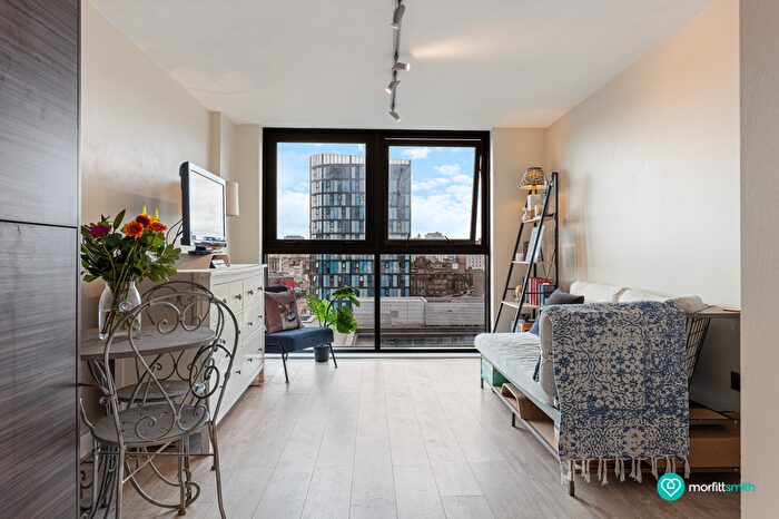 1 Bedroom Apartment For Sale In Flat, North Bank, Sheffield, South Yorkshire, S3