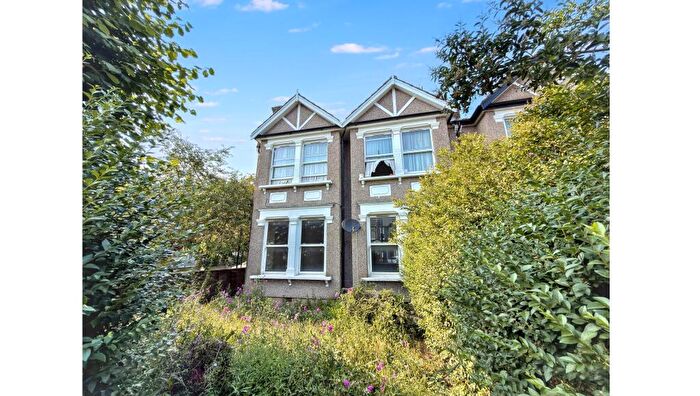 1 Bedroom Flat For Sale In A Lansdowne Road, Tottenham, London, N17