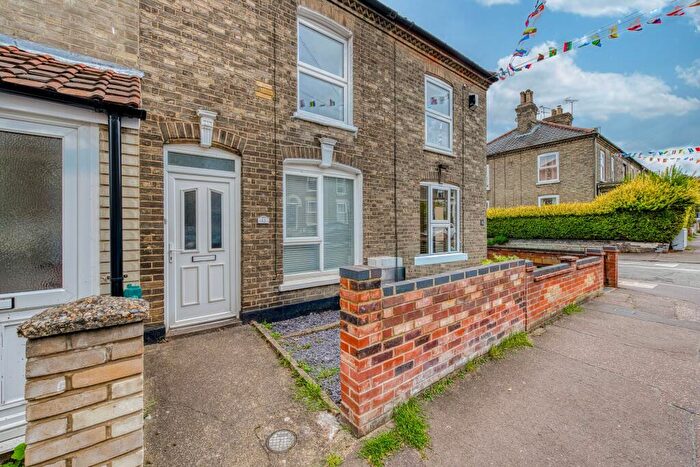 2 Bedroom Terraced House For Sale In Hotblack Road, Norwich, NR2