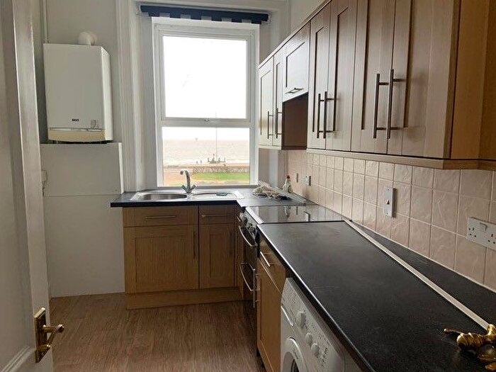 1 Bedroom Flat To Rent In Wellington Esplanade, Lowestoft, NR33