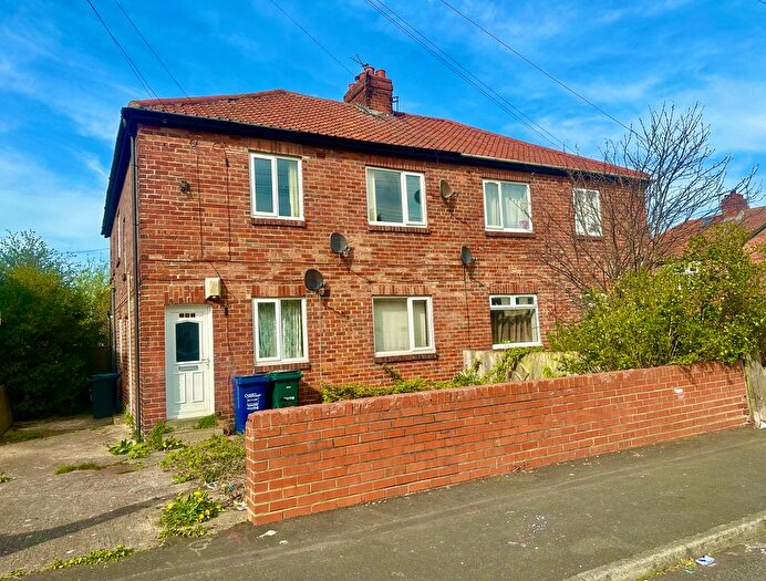 3 Bedroom Flat To Rent In Scarborough Road, Newcastle Upon Tyne, NE6