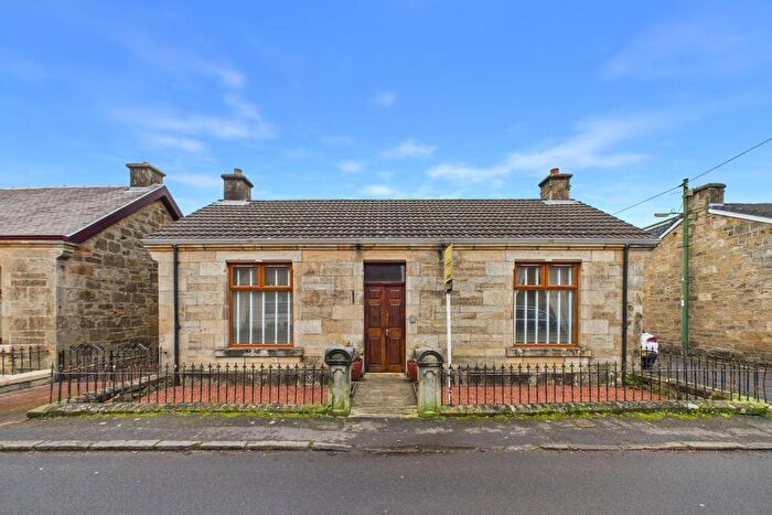 3 Bedroom Detached House For Sale In Croft Road, Larkhall, ML9