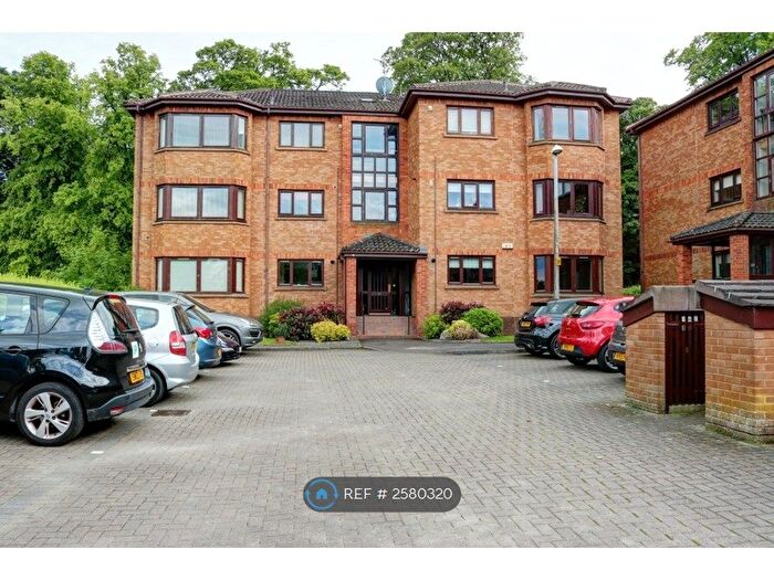 2 Bedroom Flat To Rent In Cramond Road North, Edinburgh, EH4