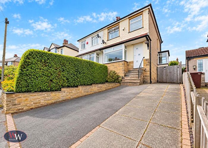 3 Bedroom Semi Detached House For Sale In Strathallen Drive, Baildon, BD17