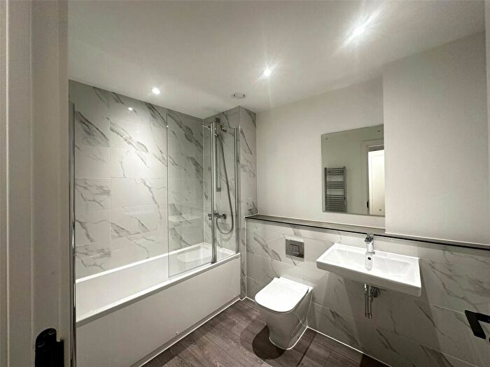 1 Bedroom Apartment To Rent In Green Street, Birmingham, B12