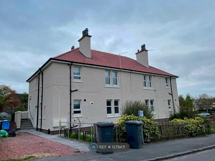 2 Bedroom Flat To Rent In Hozier Street, Carluke, ML8