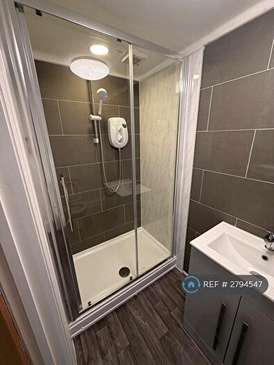 1 Bedroom Flat To Rent In Mynd House, Gloucester, GL1