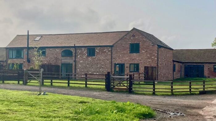 3 Bedroom Semi-Detached House For Sale In Ellerdine, Telford, TF6