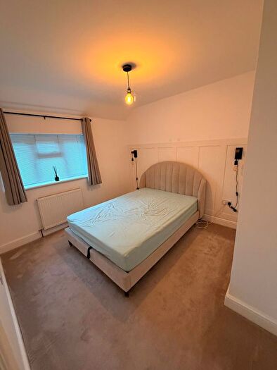 3 Bedroom Semi-Detached House To Rent In South Ockendon, RM15