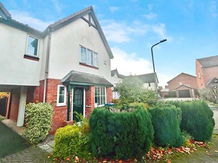 3 Bedroom House To Rent In Burway Meadow, Alrewas, DE13