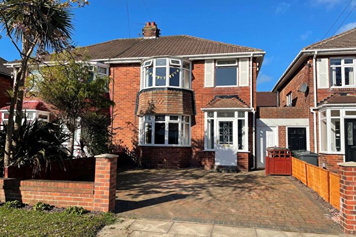 3 Bedroom Semi-Detached House For Sale In Claremont Road, Whitley Bay, Tyne And Wear, NE26