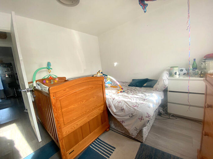 1 Bedroom Flat To Rent In Oakley Close, Grays, Essex, RM20
