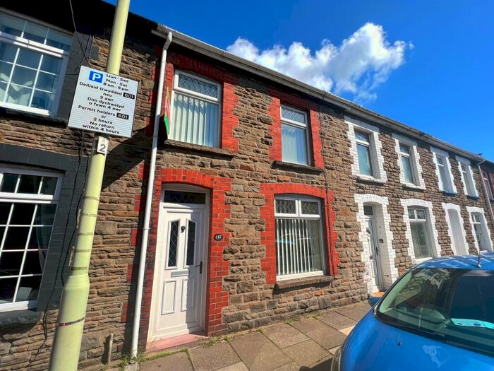 3 Bedroom House To Rent In Middle Street, Pontypridd, CF37