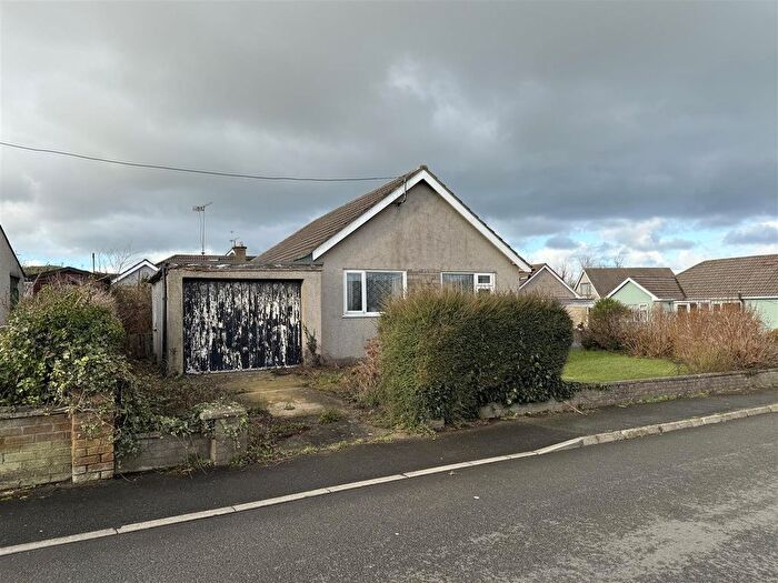 3 Bedroom Detached Bungalow For Sale In Penbanc, Fishguard, SA65