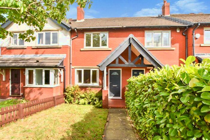 2 Bedroom Mews To Rent In St Johns Road, Chew Moor. Bed Mews, BL6