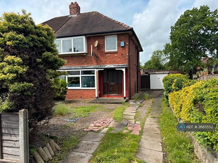 3 Bedroom Semi Detached House To Rent In Thorn Lane, Leeds, LS8