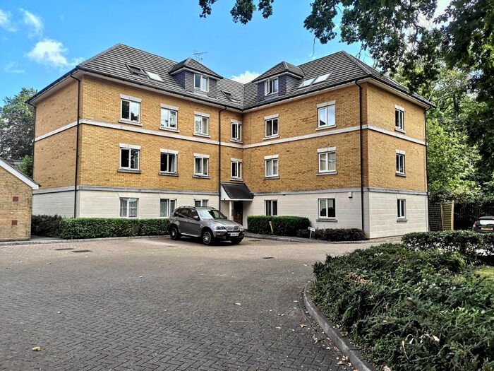 2 Bedroom Flat To Rent In Glen Eyre Road, Southampton, SO16